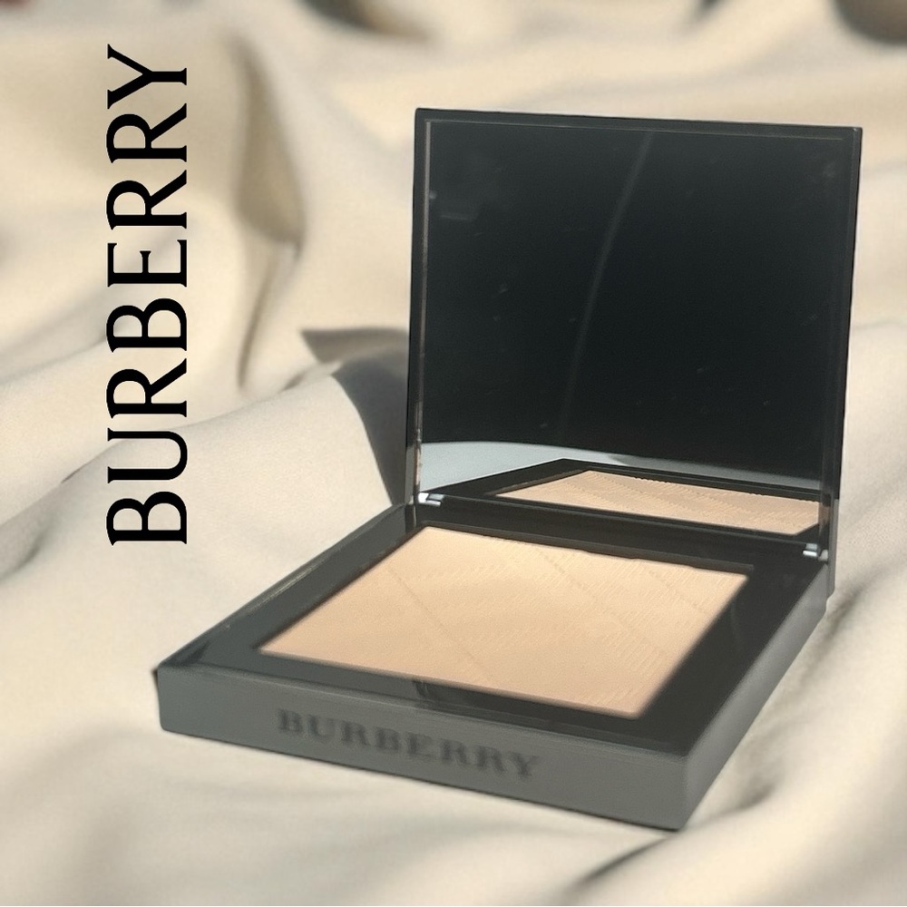 Burberry Nude Powder Porcelain No. 11 - 0.28 oz.